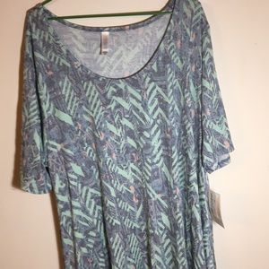 LulaRoe 2X Perfect T - NWT